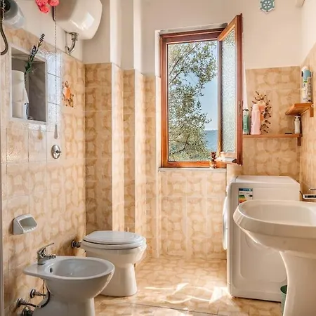 Turri House-wifi-garden-barbecue-parking Dom wakacyjny