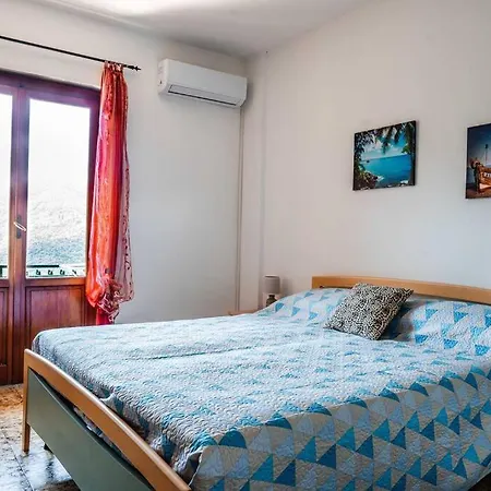 Сasa de vacaciones Turri House-wifi-garden-barbecue-parking