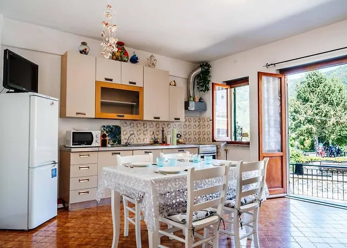 Feriehus Turri House-wifi-garden-barbecue-parking Vescina